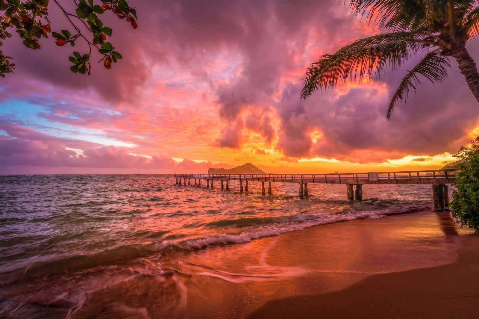 Sunset at Waimānalo Pier